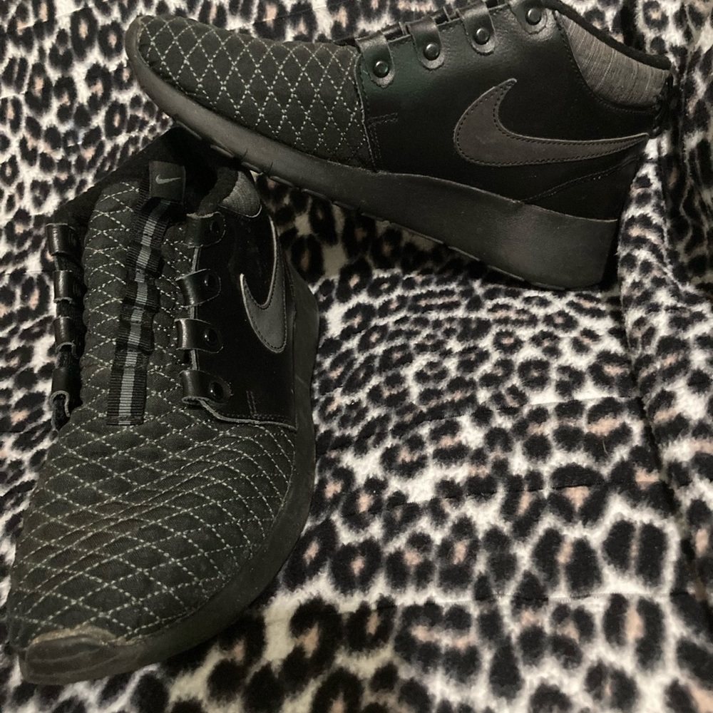 Roshe One Mid Winter GS